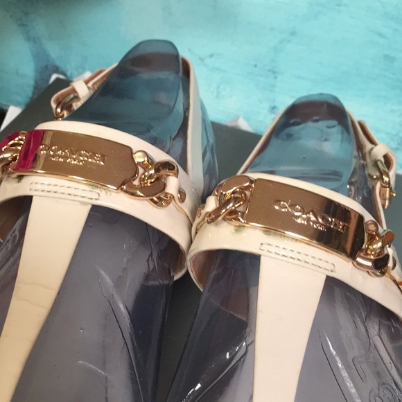 ❗️Big Price Drop❗️Coach Sandals - Picture 4 of 7